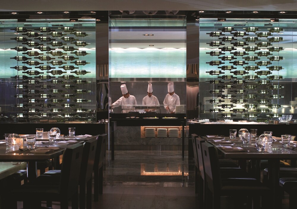 Book The Mira Hong Kong Hotel in Kowloon Book The Mira Hong Kong Hotel in Kowloon