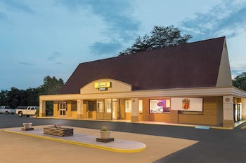 15 Closest Hotels To Sierra Nevada Brewing Company In Fletcher 15 Closest Hotels To Sierra Nevada Brewing Company In Fletcher