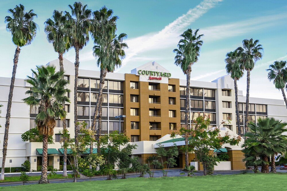 Courtyard By Marriott Riverside Ucr Moreno Valley Area In Courtyard By Marriott Riverside Ucr Moreno Valley Area