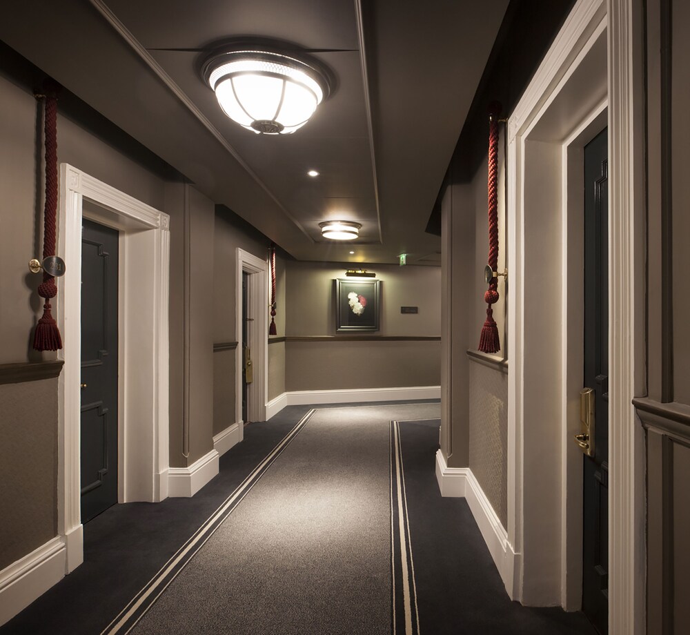 Book The Prinl London In Hotels