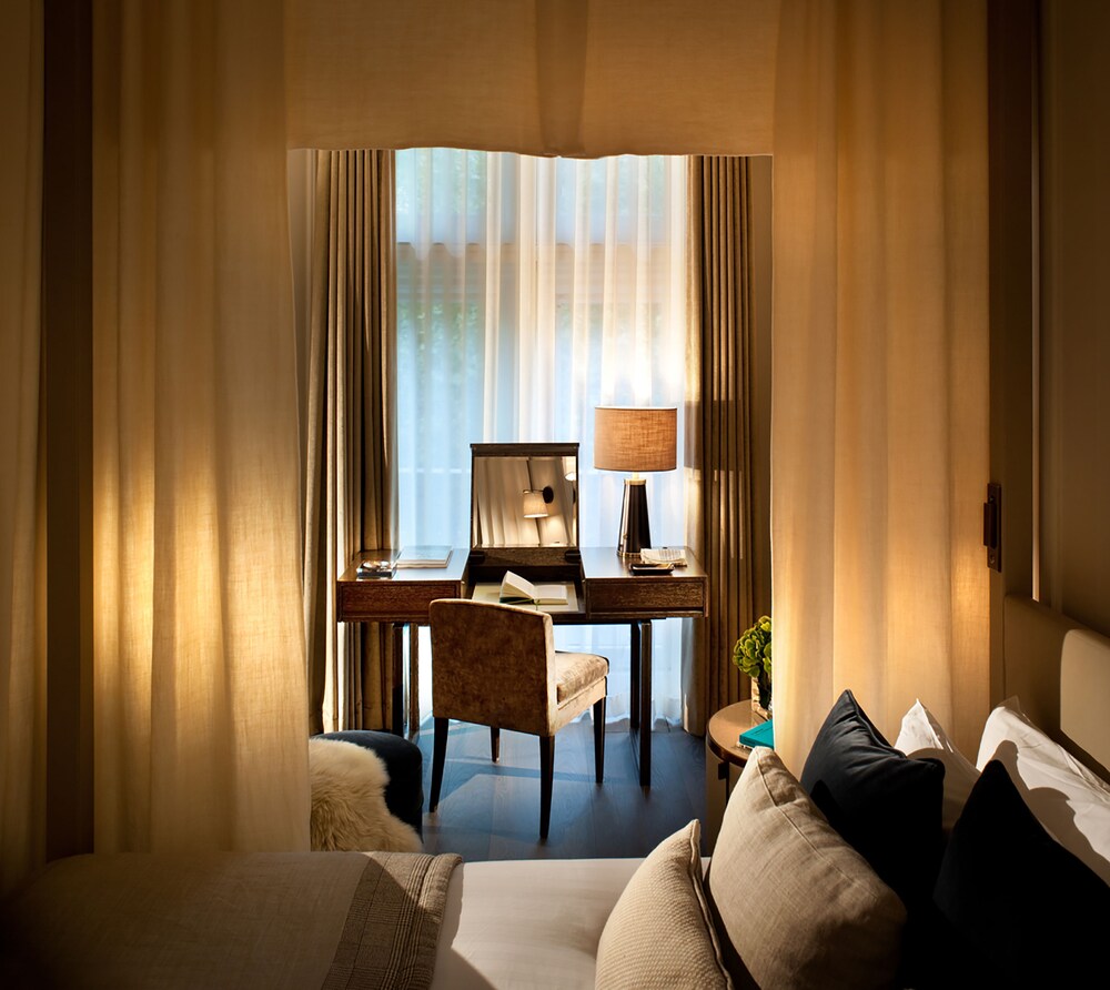 Book The Prinl London In Hotels