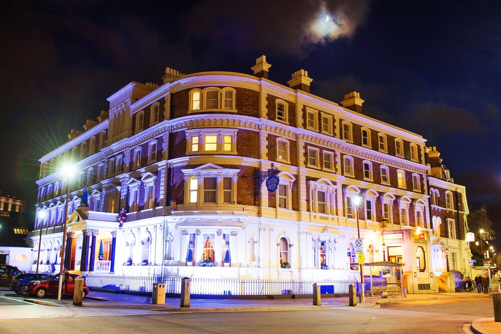 Hallmark Hotel The Queen Chester Info Photos Reviews Hallmark Hotel The Queen Chester