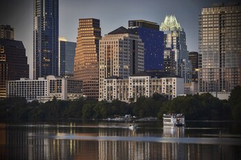 Top 10 Pet Friendly Hotels In Austin Texas