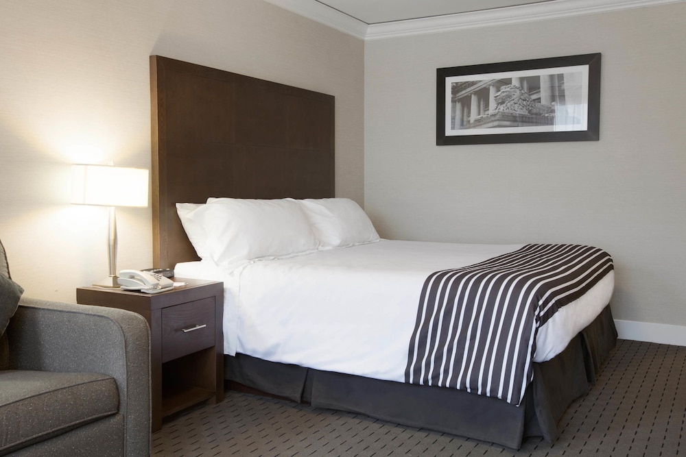 Book Sandman Hotel Vancouver City Centre in Vancouver | Hotels.com