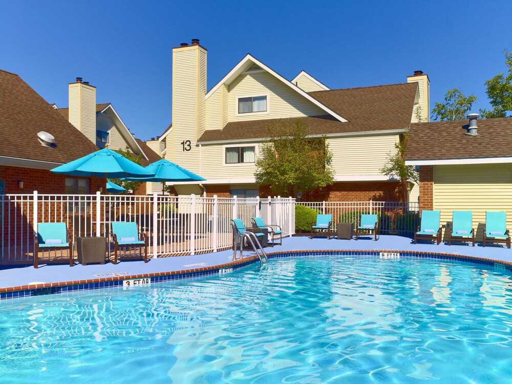 Book Sonesta Es Suites Somers Point In Hotels Sonesta Es Suites Somers Point Outdoor Pool