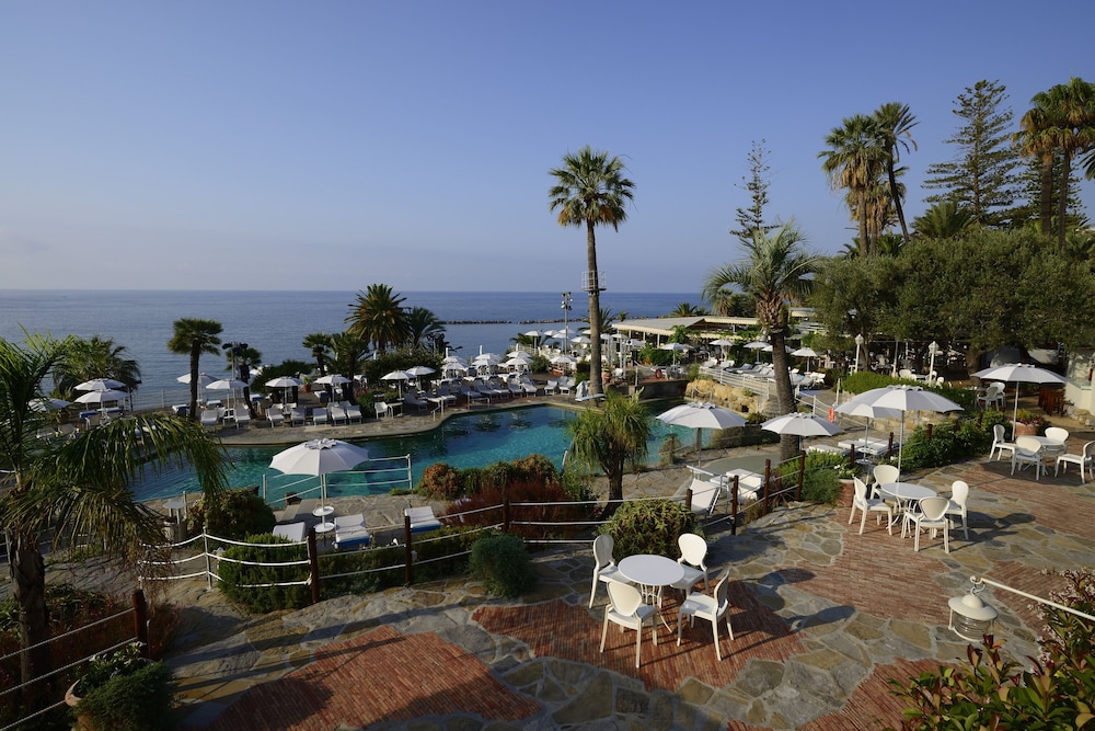 ali baba hotel and casino