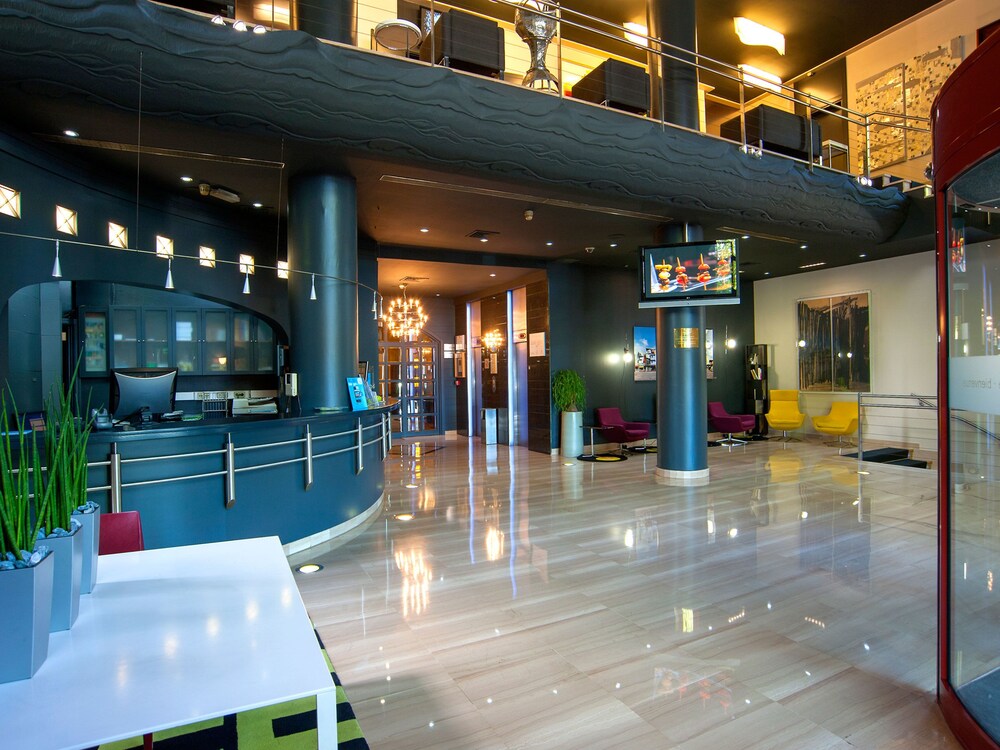 Book Hotel Silken Amara Plaza In San Sebastian Hotels Hotel Silken Amara Plaza San Sebastian Interior Entrance