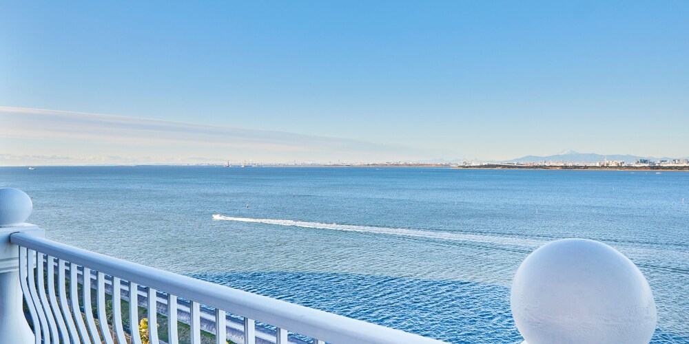 グランドニッコー東京ベイ 舞浜 ディズニーランドから近に位置して部屋が広いホテル 宿泊予約はホテルズドットコム