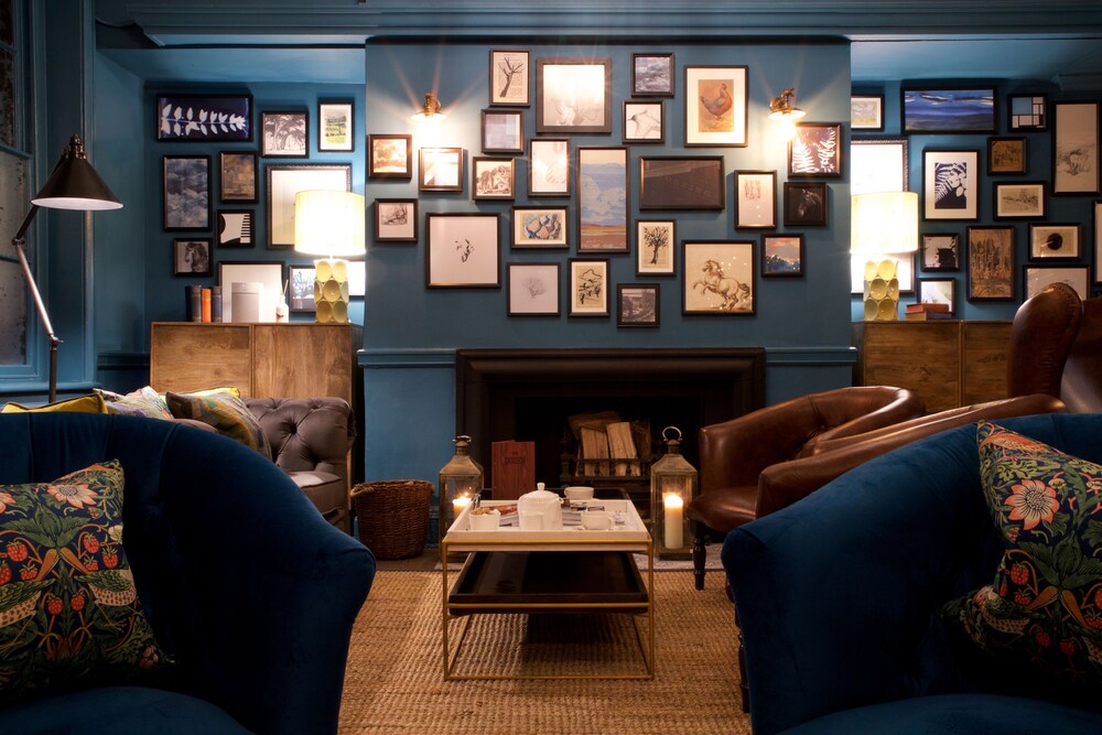 White Horse Hotel Dorking Info Photos Reviews Book At Hotels Com