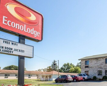 Top 10 Hotels In Elkhart From 48 Night