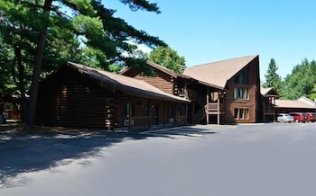 Top 10 Hotels In Rhinelander Wisconsin Motels In Rhinelander