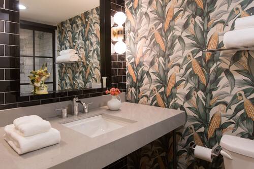 Book Graduate Lincoln In Hotels Com Book Graduate Lincoln In, Vanity Fur Lincoln Nebraska