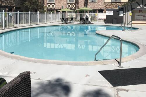 Anaheim Majestic Garden Hotel Anaheim Info Photos Reviews Book At Hotels Com Anaheim Majestic Garden Hotel Anaheim Info Photos Reviews Book At Hotels Com