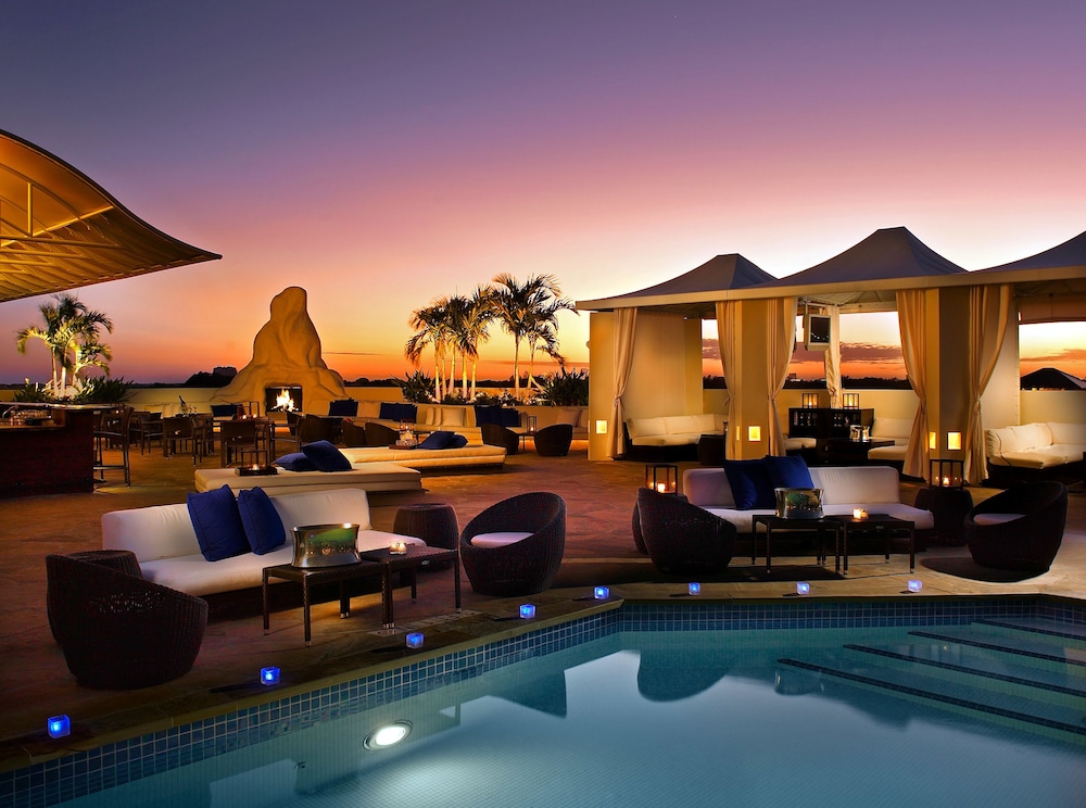 Mayfair Hotel Spa Miami Info Photos Reviews Book At Hotels Mayfair Hotel Spa Miami