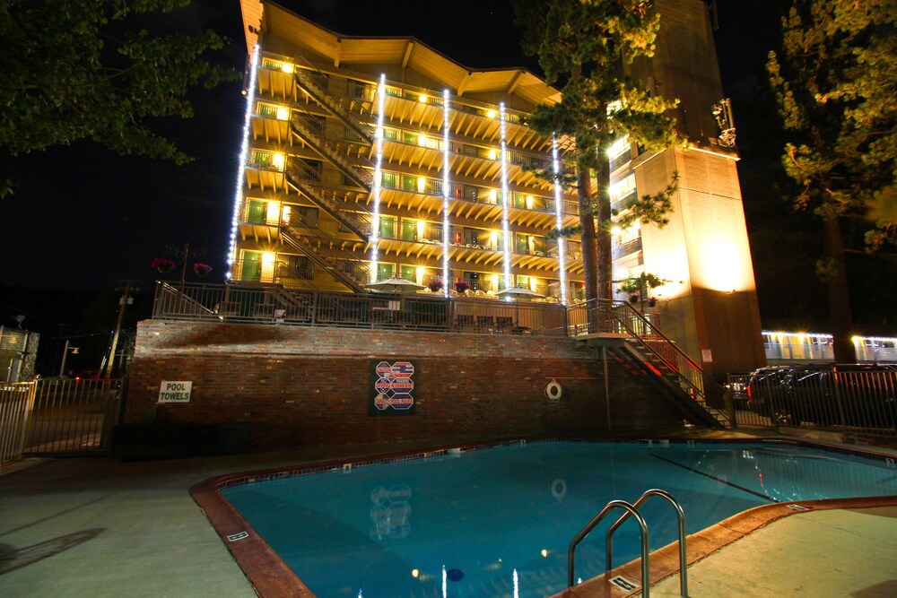 Book Pepper Tree Inn In Tahoe City Hotels Pepper Tree Inn Tahoe City