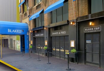 Top 10 New York Hotels Last Minute Room Deals Picture Of Blakely New York In