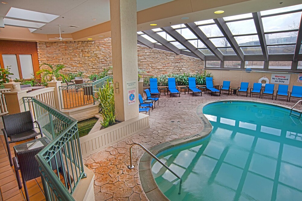 Book Sheraton Westport Plaza Hotel St Louis In Maryland Heights Hotels Com