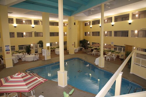 Best Cheap Hotels In Waltham From 85night Hotelscom