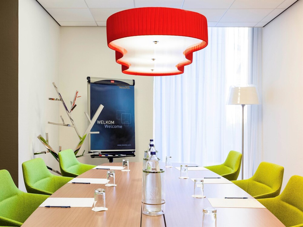 Novotel Amsterdam City à partir de 109 € - Hotels.com