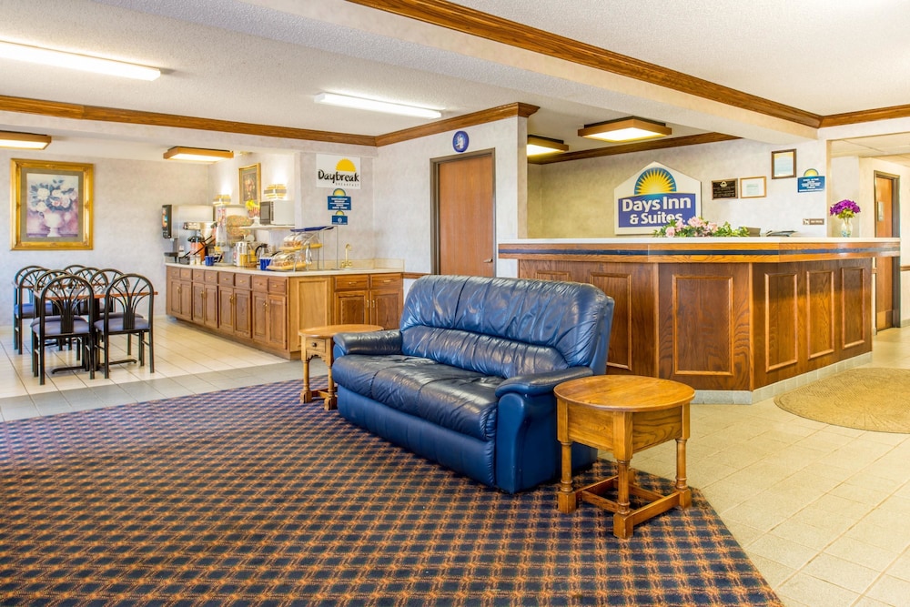 Book Days Inn By Wyndham Pontoon Beach In Granite City Hotels Days Inn By Wyndham Pontoon Beach Granite City