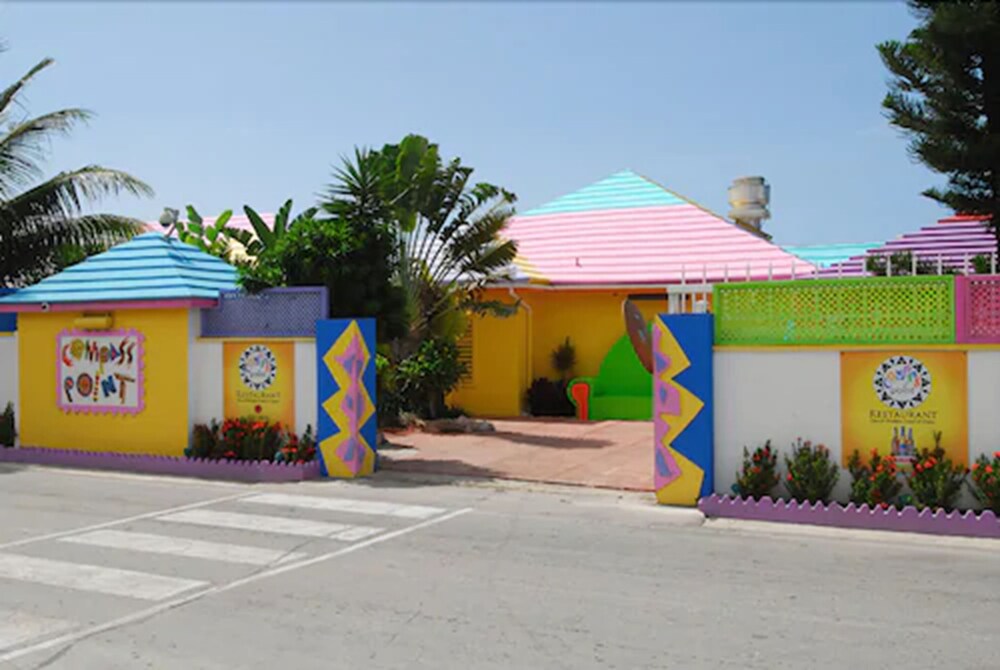 Book Compass Point Beach Resort In Gambier Hotels Com