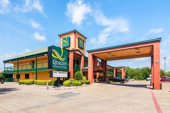 Top 10 Hotels In Garland From 38 Night
