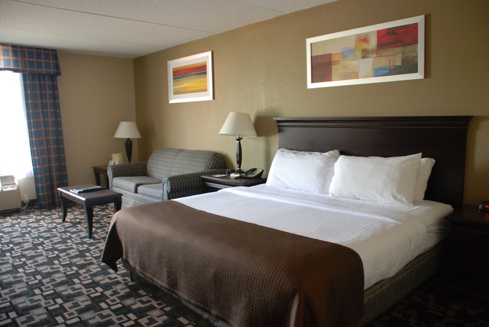 Book The Plaza Hotel Suites Winona In Hotels The Plaza Hotel Suites Winona