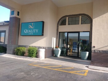 15 Closest Hotels To Arrowhead Towne Center In Glendale