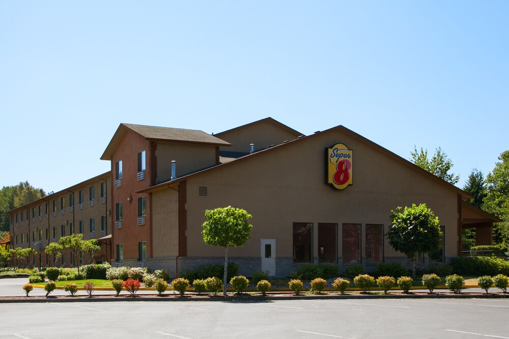 Book Super 8 By Wyndham Kelso Longview Area In Hotels Super 8 By Wyndham Kelso Longview Area
