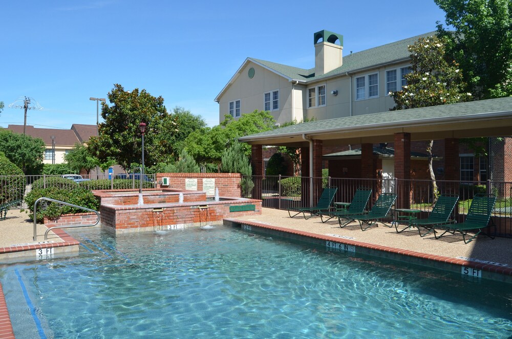 Book Homewood Suites By Hilton Ft Worth Bedford In Hotels Homewood Suites By Hilton Ft Worth Bedford Outdoor Pool