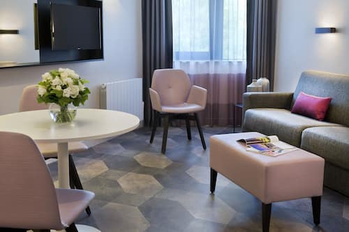 احجز سيتادين تروكاديرو باريس في باريس قارن أسعار الفنادق في باريس