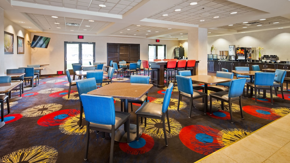 Book Best Western Regency Plaza Hotel St Paul East In Oakdale Book Best Western Regency Plaza Hotel St Paul East In Oakdale Hotels