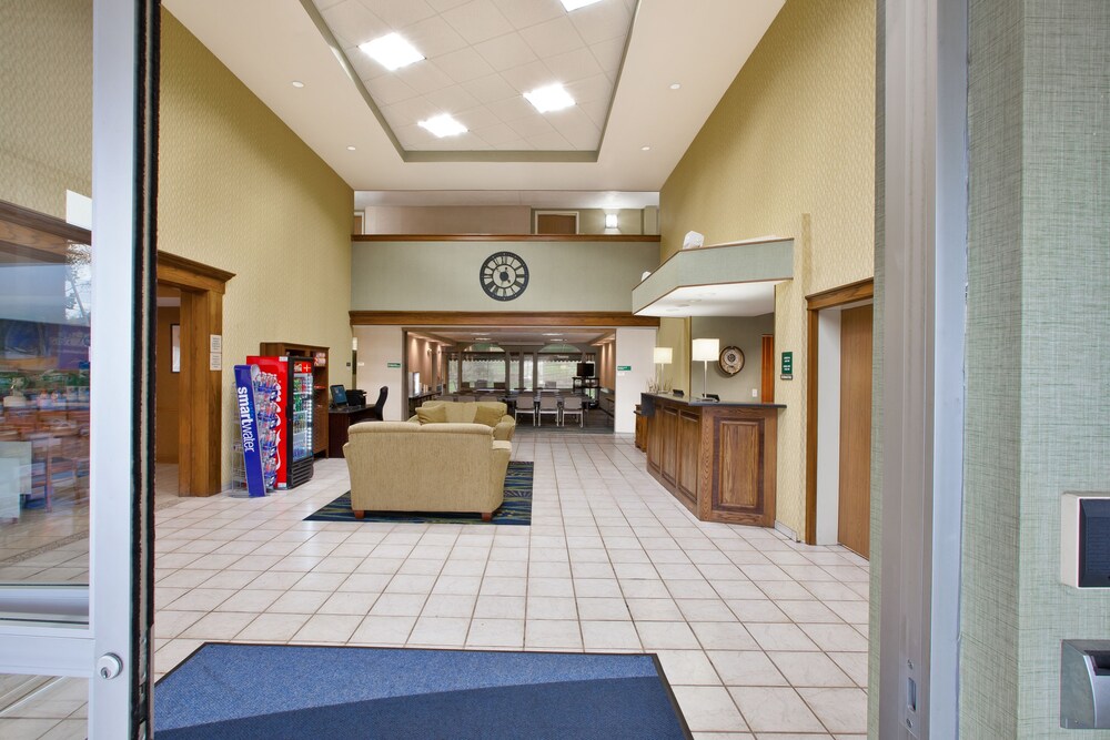 Book Holiday Inn Express Irwin (PA TPK Exit 67) in Irwin