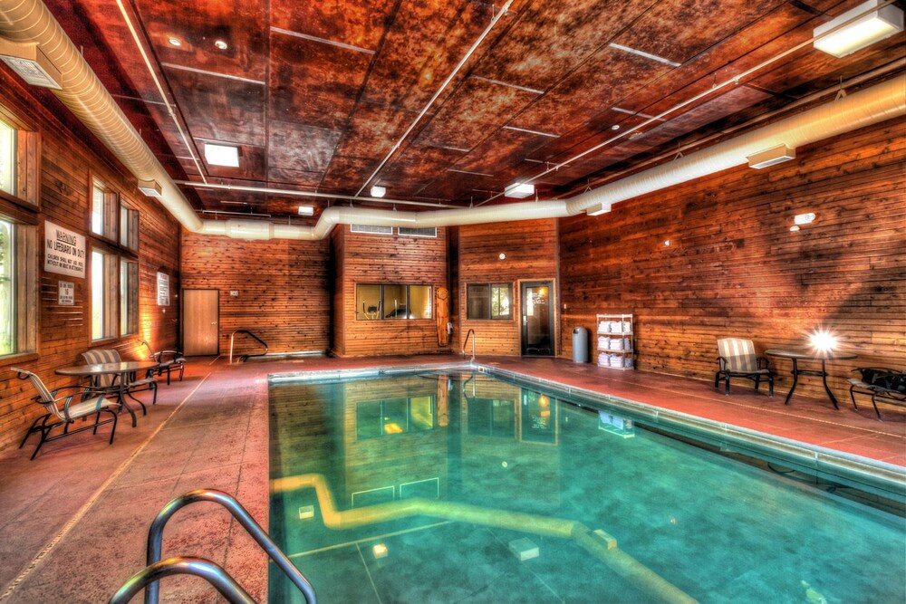 book the niobrara lodge in valentine hotels com