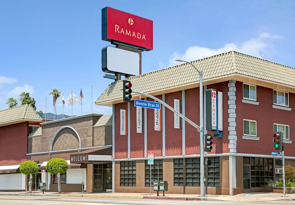 Book Ramada By Wyndham Los Angeles Downtown West In Ramada By Wyndham Los Angeles Downtown West