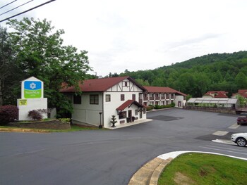 Top 10 Hotels In Cleveland Georgia