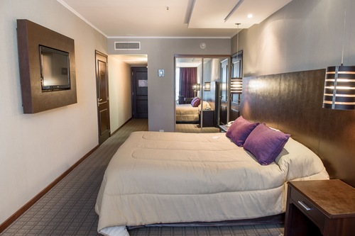 Hotel Howard Johnson Plaza Florida Street Buenos Aires Argentina Buenos Aires Hotel Discounts Hotels Com
