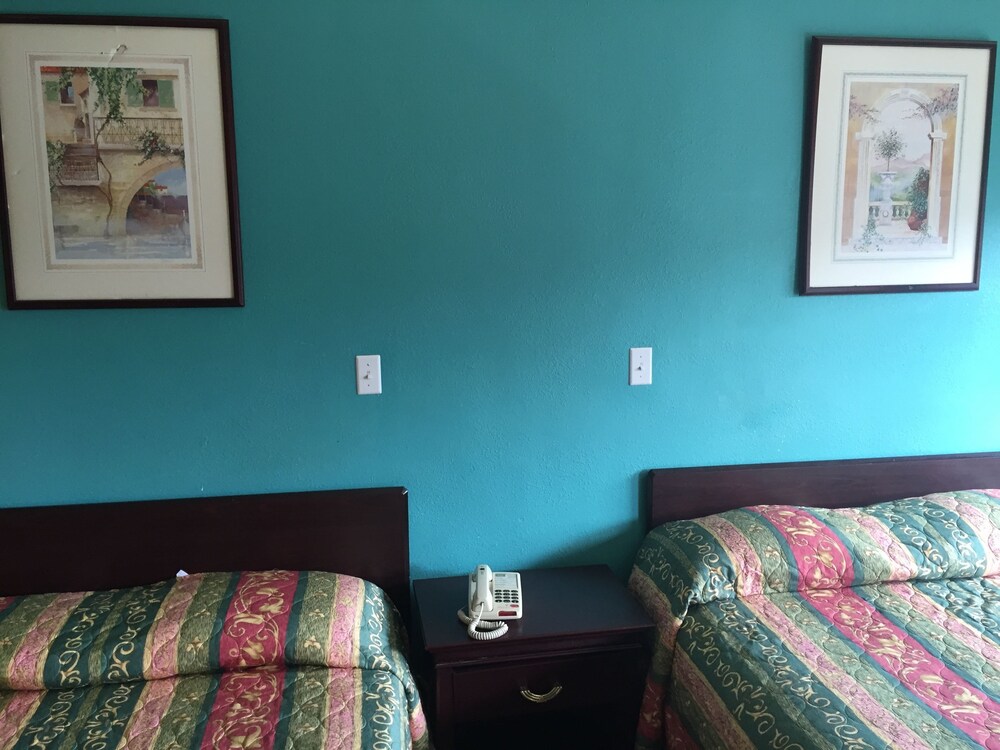 Book Hollywood Guest Inn In Los Angeles Hotels Com