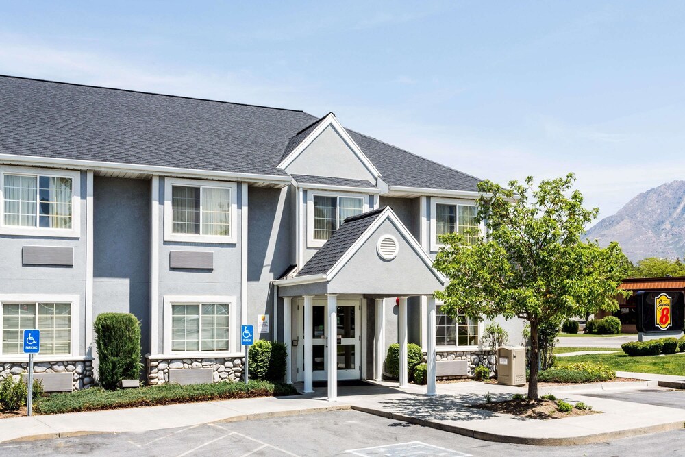 Book Super 8 By Wyndham Pride Midvale Midvalley Salt Lake City In Super 8 By Wyndham Pride Midvale Midvalley Salt Lake City