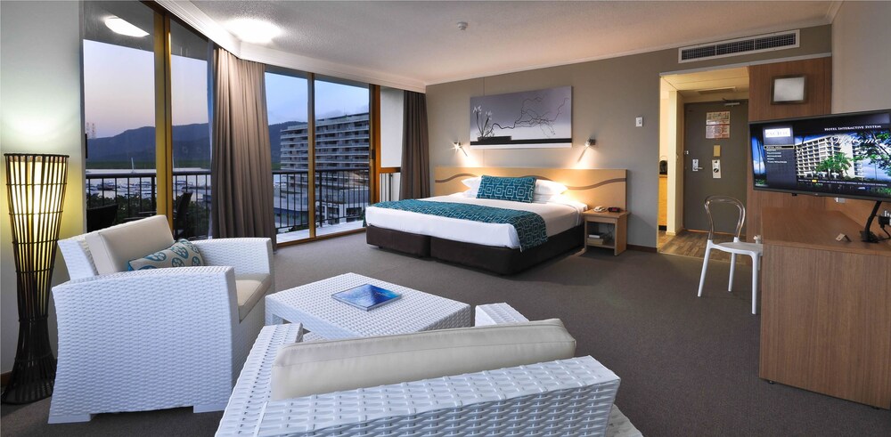 パシフィック ホテル ケアンズ どこに行くにも便利な立地が良い駐車場付きのホテル 宿泊予約はホテルズドットコム