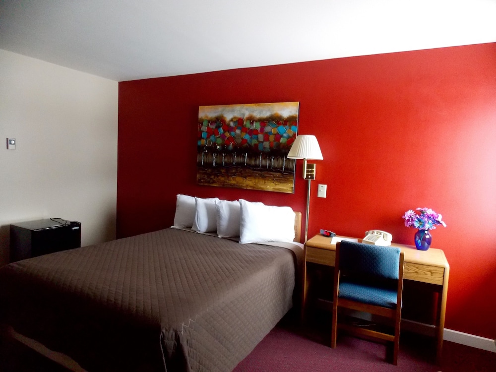 Book The Washburn Inn On Lake In Hotels The Washburn Inn On Lake Standard Room 1 Queen Bed