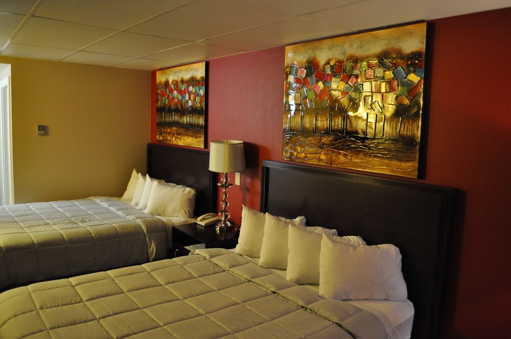 Book The Washburn Inn On Lake In Hotels