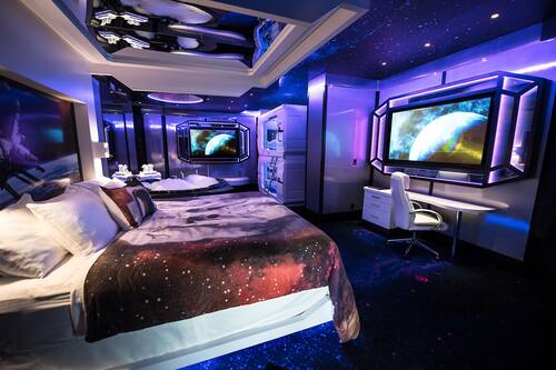 Book Fantasyland Hotel In Edmonton Hotels Com Book Fantasyland Hotel In Edmonton Hotels Com