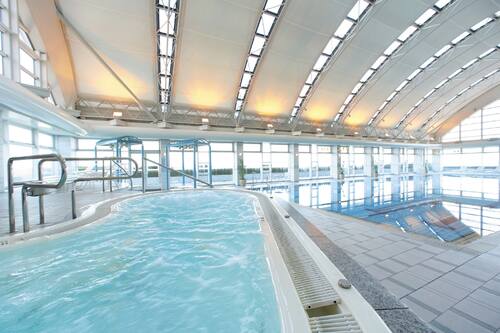 リーガロイヤルホテル 広島 紙屋町の近くに位置する屋内プール付きの4つ星ホテル 宿泊予約はホテルズドットコム リーガロイヤルホテル 広島 紙屋町の近くに位置する屋内プール付きの4つ星ホテル 宿泊予約はホテルズドットコム