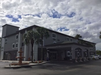 15 Closest Hotels To Seminole Immokalee In