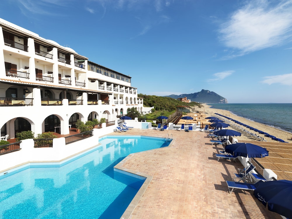 Book Hotel Le Dune In Sabaudia Hotels Hotel Le Dune Sabaudia