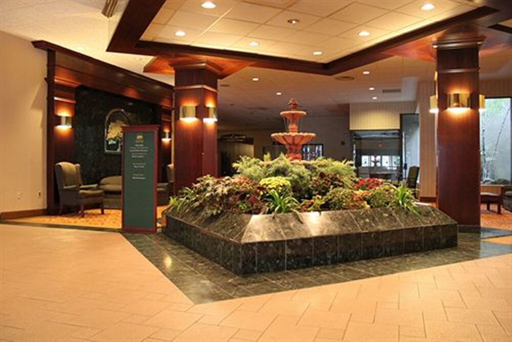 Book Avalon Hotel Conference Center In Erie Hotels Avalon Hotel Conference Center Erie Interior Entrance