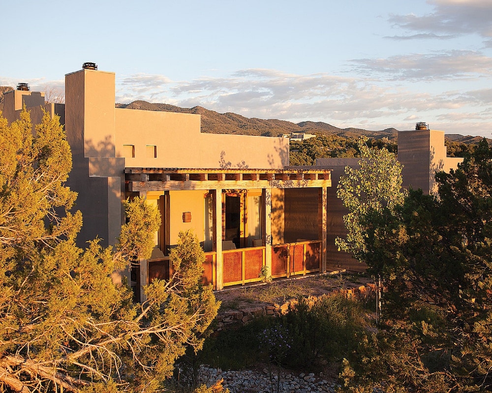 Book Four Seasons Resort Rancho Encantado Santa Fe in Santa Fe