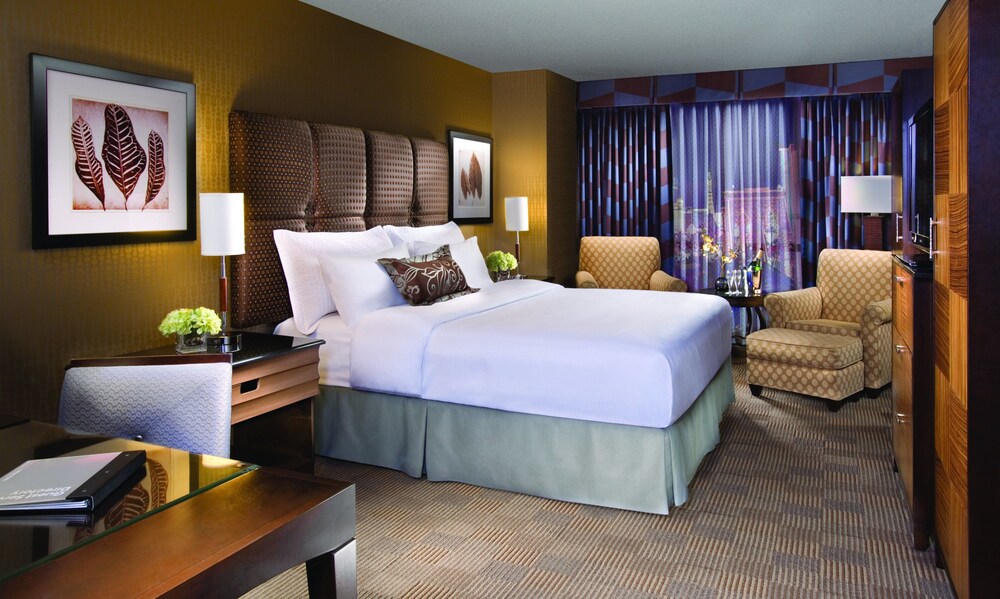 Book New York Hotel In Las Vegas Hotels New York Hotel Las Vegas Park Avenue King