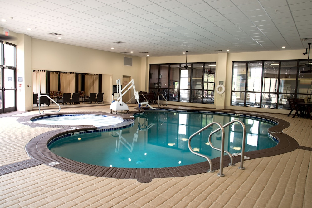 Book Hampton Inn Charleston Southridge In Hotels Hampton Inn Charleston Southridge Indoor Pool
